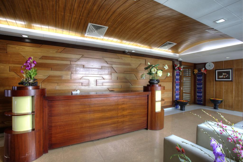 Fars Hotel & Resorts - Bar-Buffet-Pool-Spa Дакка Екстер'єр фото